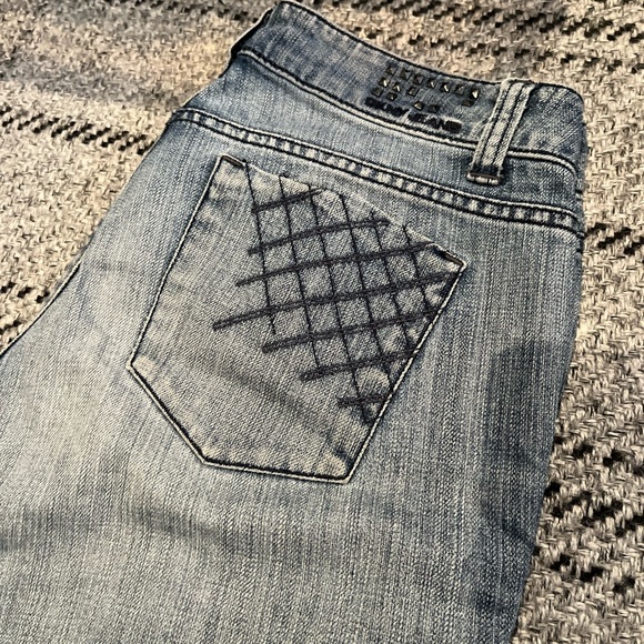 dkny light wash jeans - Picture 5 of 5